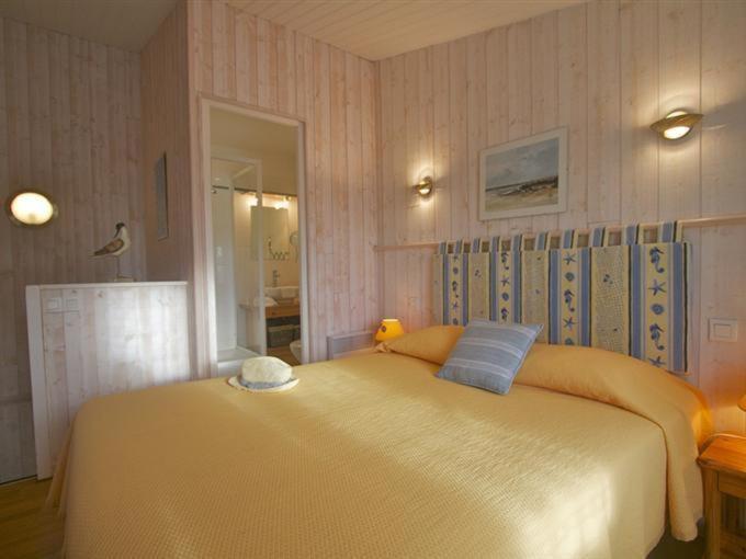 Locations De Vacances Le Clos Rhea Сен-Мартен-де-Ре Номер фото