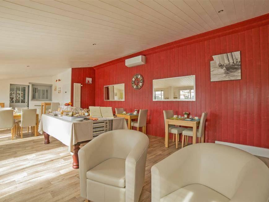 Locations De Vacances Le Clos Rhea Сен-Мартен-де-Ре Екстер'єр фото